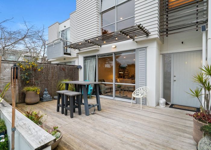  at 16 Willow Camp Road, Takanini, Papakura, Auckland
