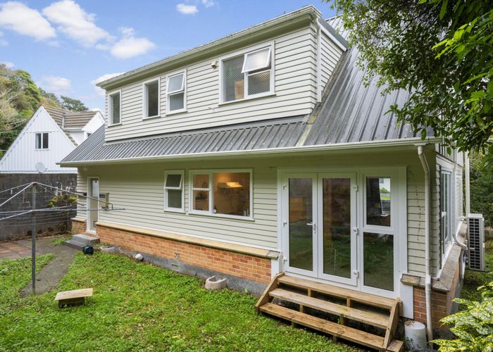 at 7 Astor Street, Karori, Wellington, Wellington