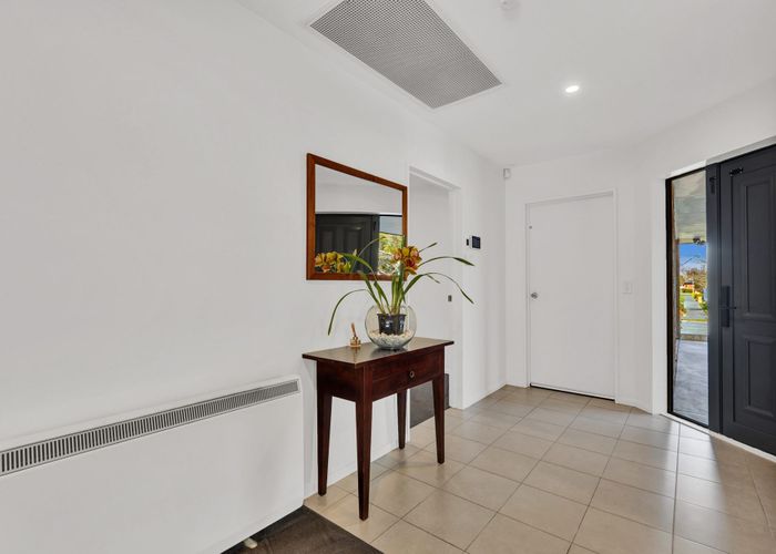  at 21 Forest Drive, Parklands, Christchurch City, Canterbury