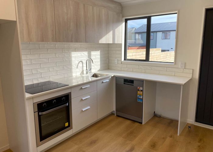  at 25 Sun Orchid Avenue, Manukau, Manukau City, Auckland