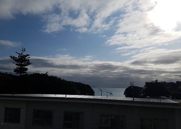 at 4/20 Bay Drive, Titahi Bay, Porirua