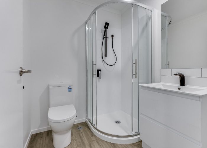  at 4/11 Steele Road, Forest Lake, Hamilton, Waikato