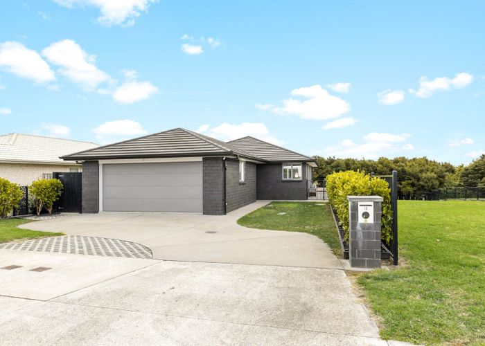  at 18 Wheriko Avenue, Glenbrook, Franklin, Auckland