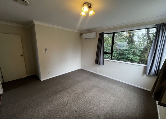  at 25 Hiwi Crescent, Titahi Bay, Porirua, Wellington