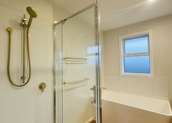  at 239 Grahams Road, Bishopdale, Christchurch