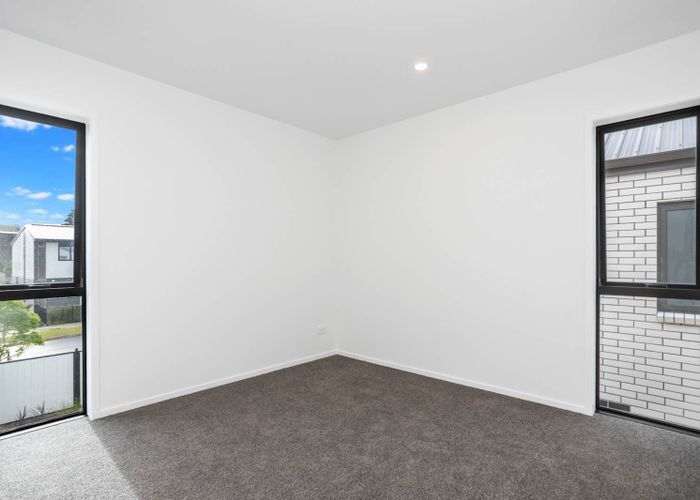  at 16 Cessna Crescent, Mangere, Manukau City, Auckland