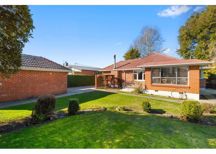  at 3 Wayside Avenue, Burnside, Christchurch