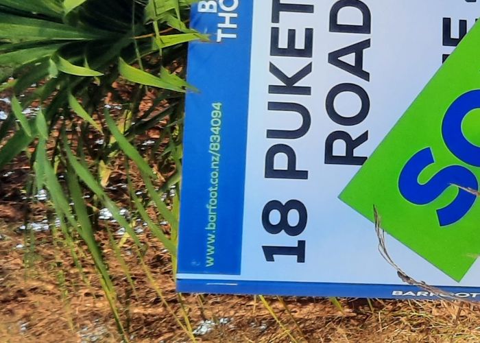  at 18 Puketiro Road, Whitford, Whitford