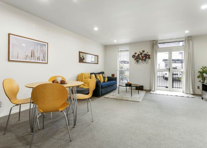  at 32/2 Cawley Street, Ellerslie, Auckland