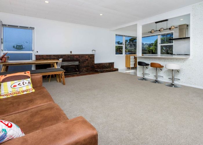  at 134 Colwill Road, Massey, Waitakere City, Auckland