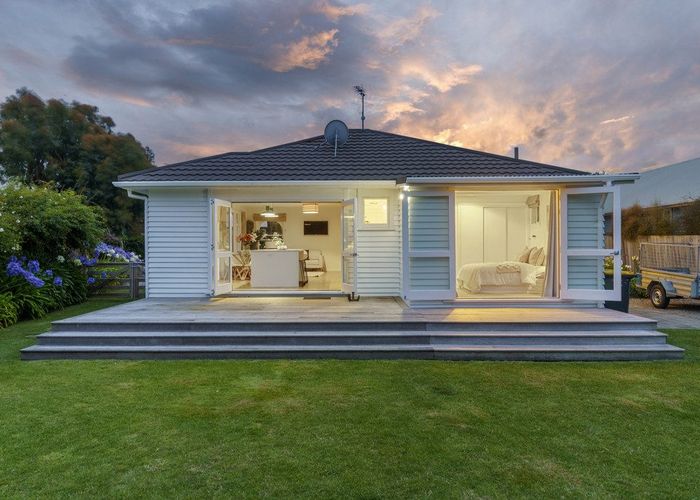  at 63 Ngaio Street, Saint Martins, Christchurch