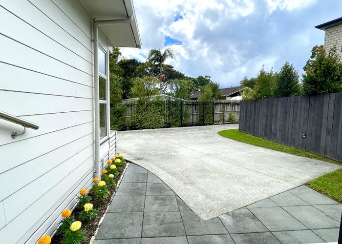  at 33A Allington Road, Massey, Auckland