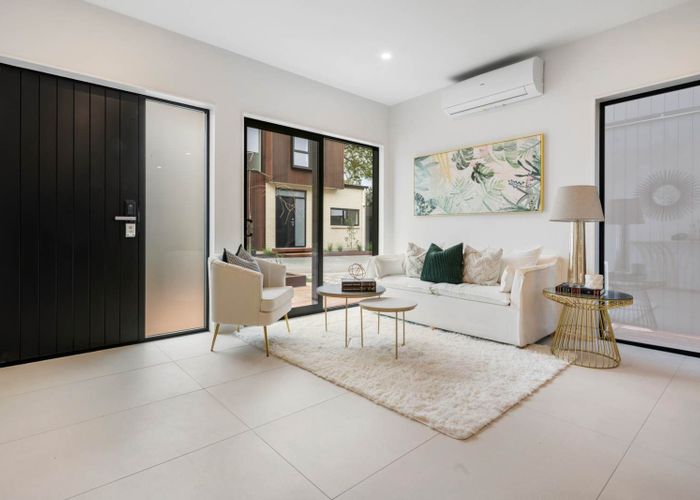  at Lot 4, 11 Rene Place, Sunnyhills, Manukau City, Auckland