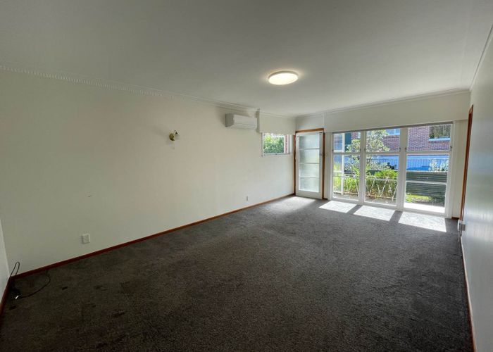 at 3/52 Felton Mathew Avenue, Saint Johns, Auckland