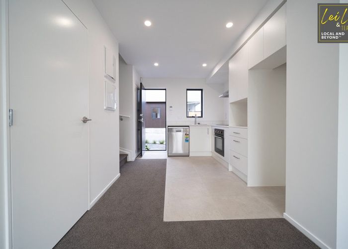  at 6 Raupeti Lane, Henderson, Waitakere City, Auckland