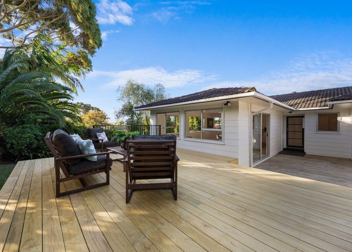  at 9 Osmond Court, Sunnyvale, Waitakere City, Auckland