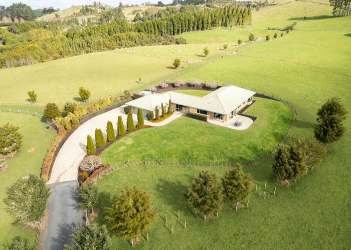  at 41 Downs Road, Papakura