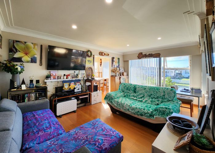  at 14 Cheviot Street, Mangere East, Auckland