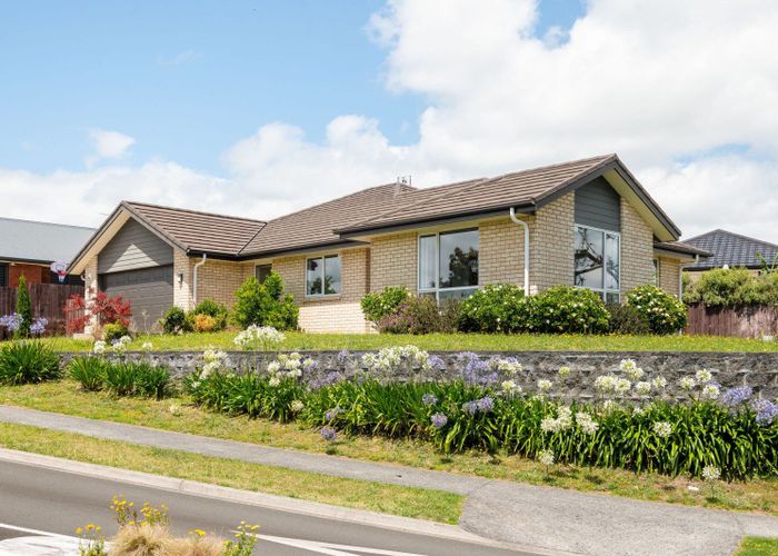  at 2 Jack Rise, Grandview Heights, Hamilton