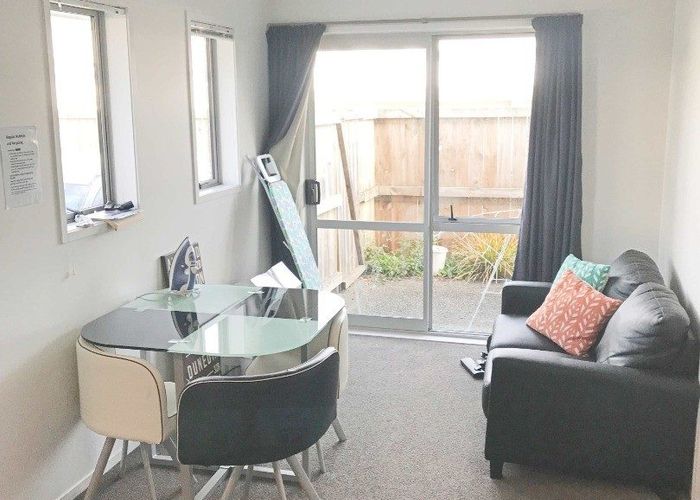  at 6/2 Palmerston Street (Room B), Hamilton City Central, Hamilton, Waikato
