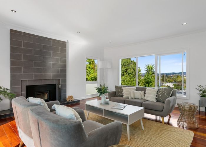  at 70 Darraghs Road, Brookfield, Tauranga