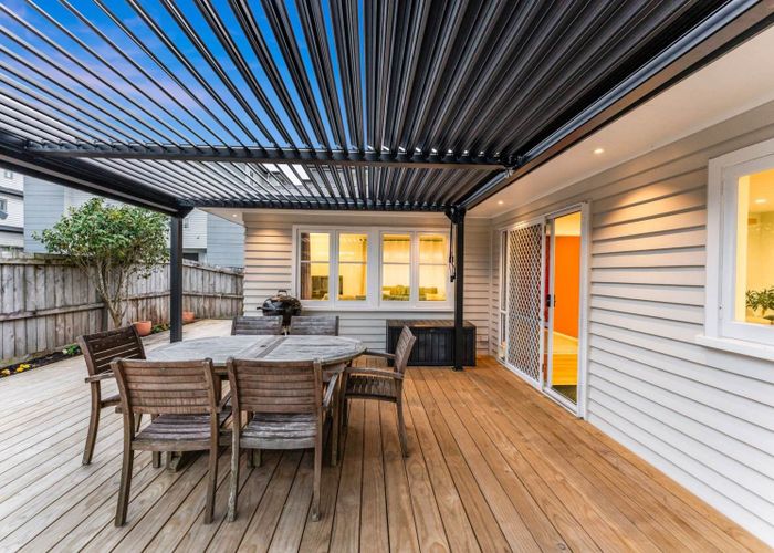  at 11 Waddell Avenue, Point England, Auckland City, Auckland