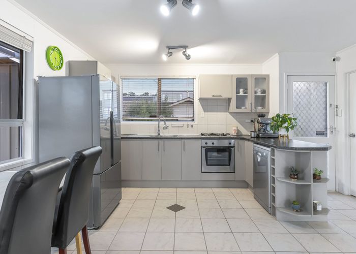  at 21 Celeste Place, Totara Vale, North Shore City, Auckland