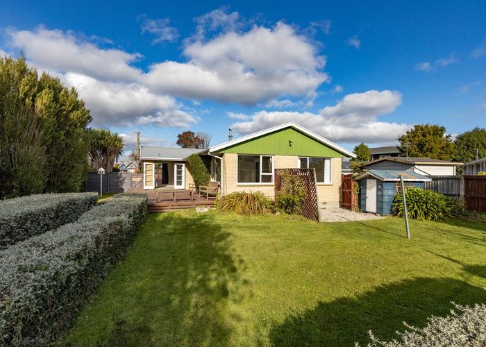  at 15 Ebony Street, Bishopdale, Christchurch City, Canterbury