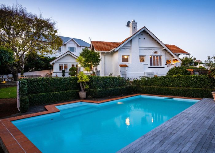  at 7 Cobden Lane, Bluff Hill, Napier, Hawke's Bay