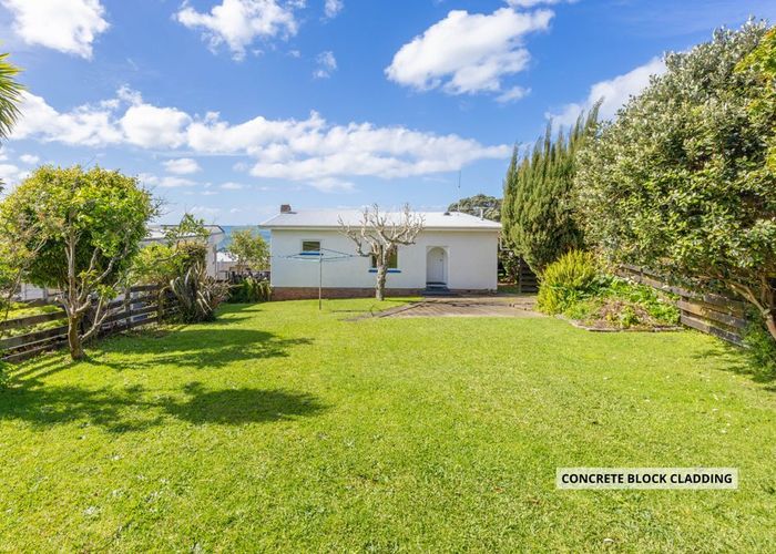  at 2/48 Churchill Road, Murrays Bay, North Shore City, Auckland