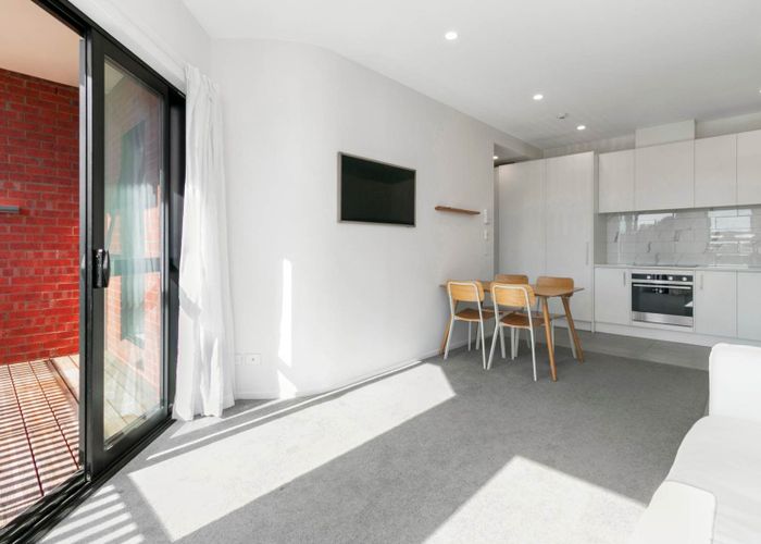  at 107/1B Oakley Avenue, Waterview, Auckland