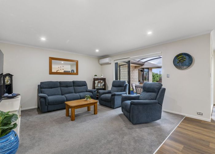  at 79 Falcon Drive, Welcome Bay, Tauranga