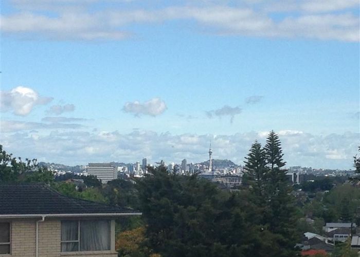  at 78 Ravenwood Drive, Forrest Hill, North Shore City, Auckland