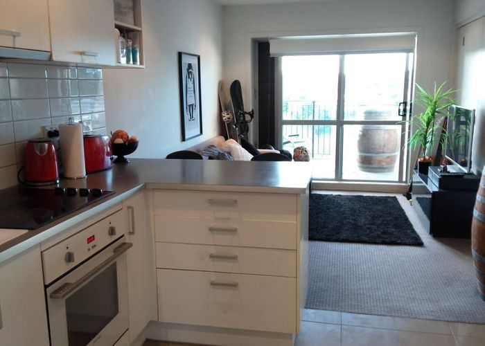  at 60 Masons Road, Oteha, North Shore City, Auckland