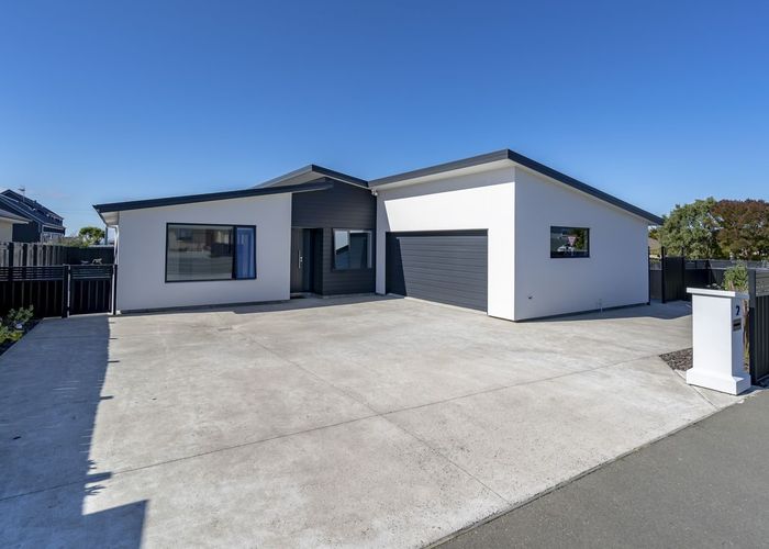  at 2 Kew Place, Corstorphine, Dunedin, Otago