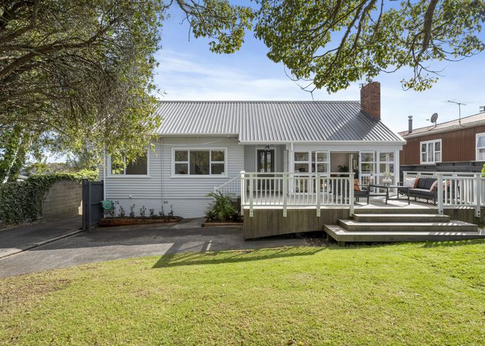  at 159 Mokoia Road, Birkenhead, Auckland