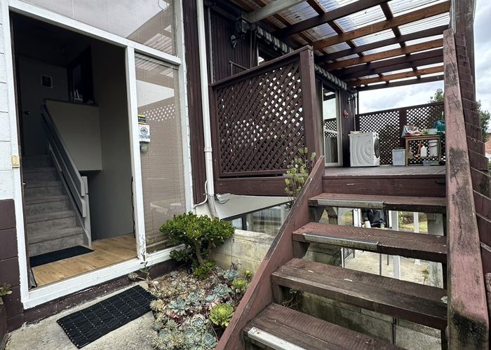  at 7 Riverhills Avenue, Pakuranga Heights, Manukau City, Auckland