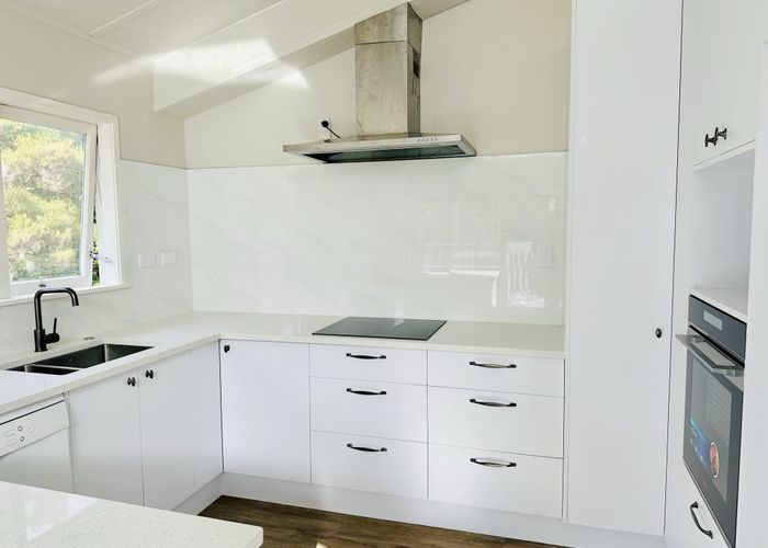  at 27 Greenhithe Road, Greenhithe, Auckland
