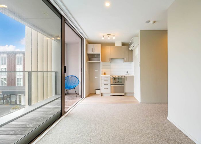  at 201/7 Kaipiho Lane, Albany, North Shore City, Auckland