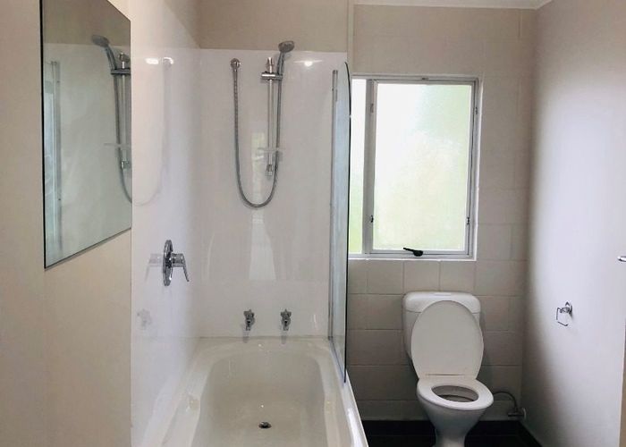  at 2/39 Woodward Road, Mount Albert, Auckland City, Auckland