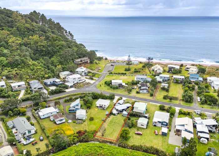 For sale 103 Ocean Beach Road, Tairua, ThamesCoromandel, Waikato
