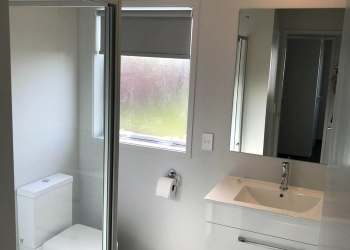  at 4A Kemp Road, Massey, Waitakere City, Auckland