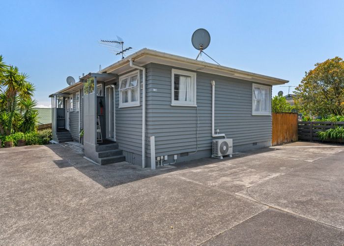  at 1/24 Abercrombie Street, Howick, Auckland