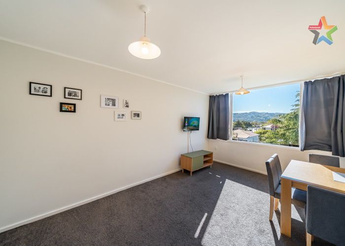  at 10/41 Barber Grove, Moera, Lower Hutt