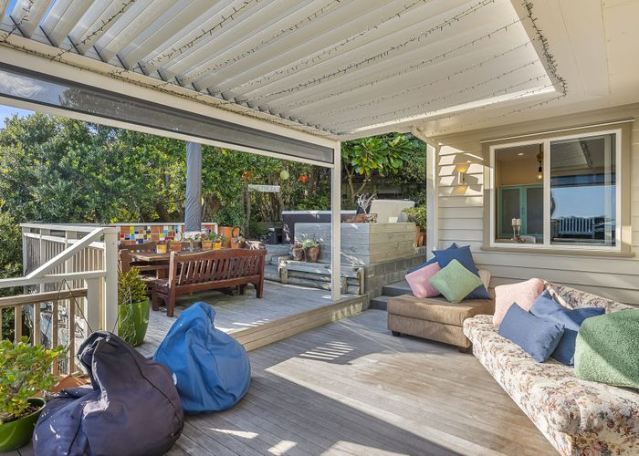  at 75 The Esplanade, Raumati South, Paraparaumu