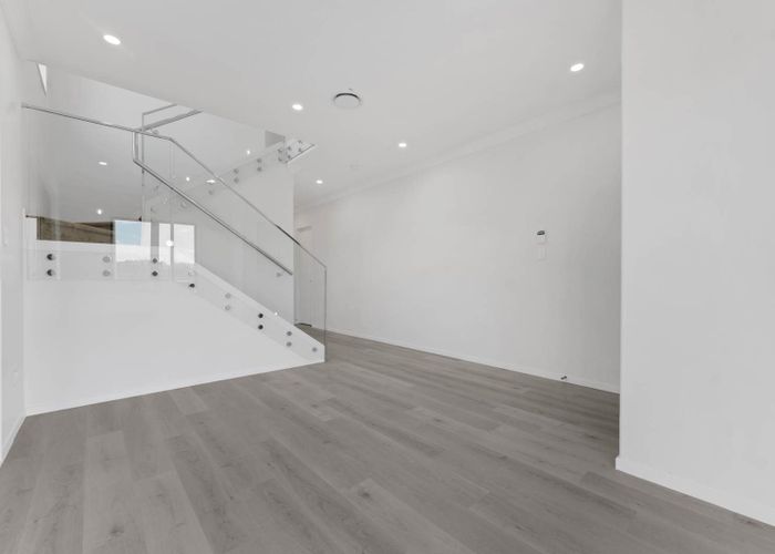  at 27 Cyperus Street, Flat Bush, Manukau City, Auckland