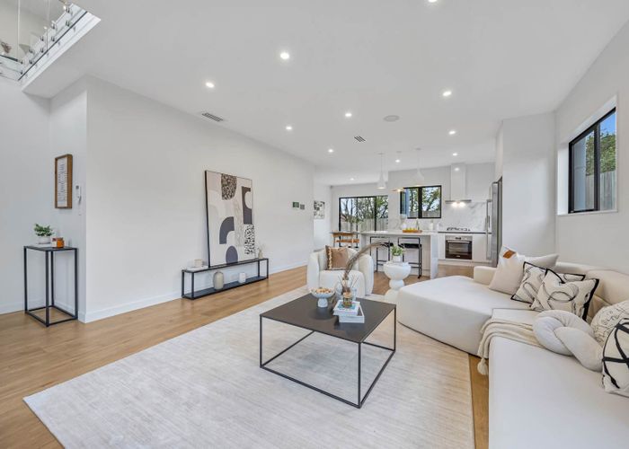  at 8C Willow Way, Sunnyhills, Auckland