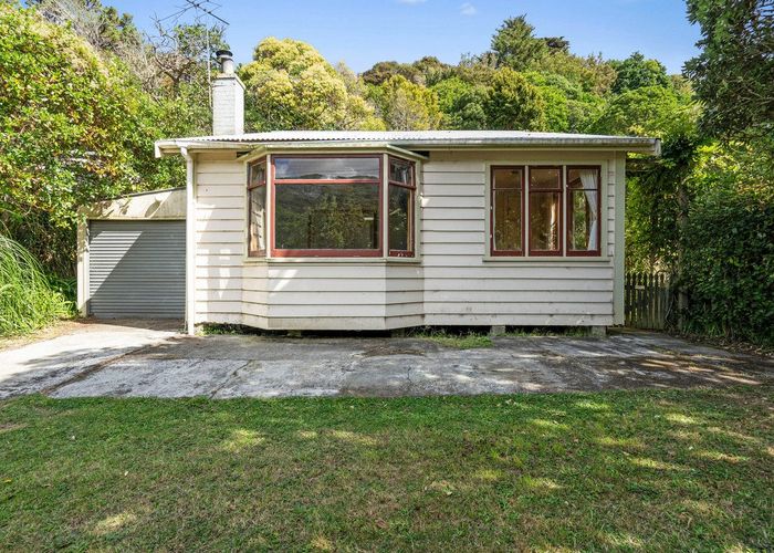  at 61/59 Airlie Road, Plimmerton, Porirua