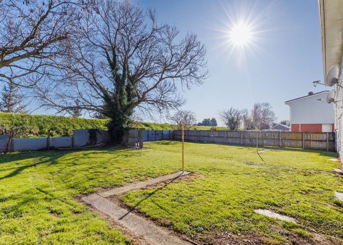  at 35 Stephens Crescent, Highbury, Palmerston North, Manawatu / Whanganui