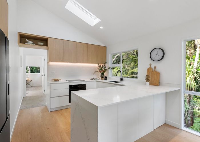  at 34 Peach Road, Glenfield, North Shore City, Auckland